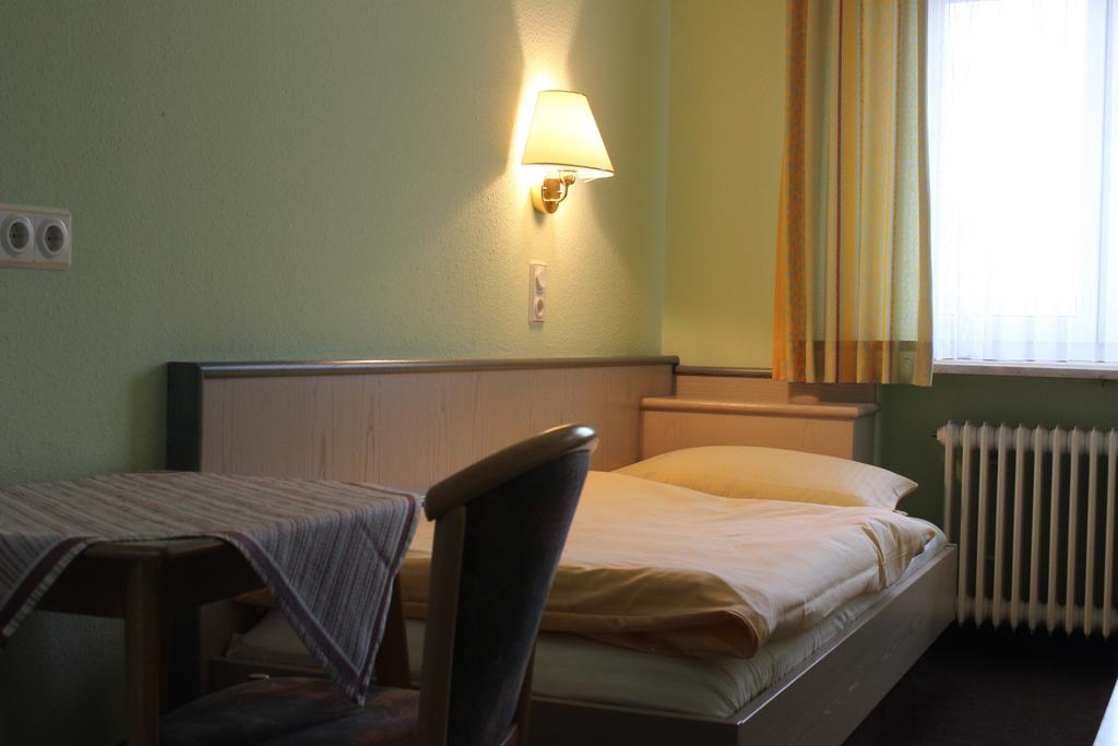 Hotel Gasthof Seehof Allersberg Oda fotoğraf