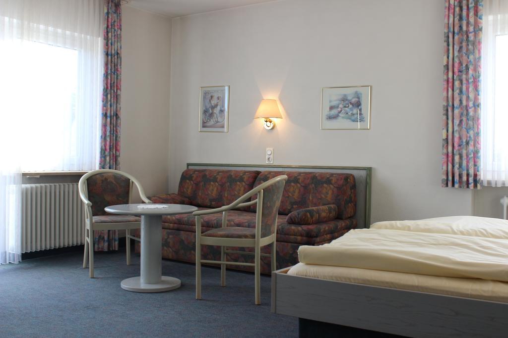 Hotel Gasthof Seehof Allersberg Oda fotoğraf